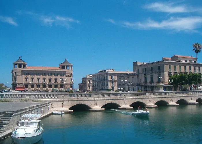 Holiday home Syracuseapartments Isonzo Di Siracusa Stupendo Appartamento Vicino Ad Ortigia E A 200M Dal Mare *