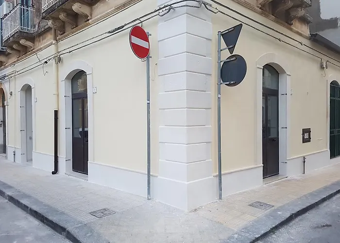 Holiday home Syracuseapartments Isonzo Di Siracusa Stupendo Appartamento Vicino Ad Ortigia E A 200M Dal Mare Syracuse